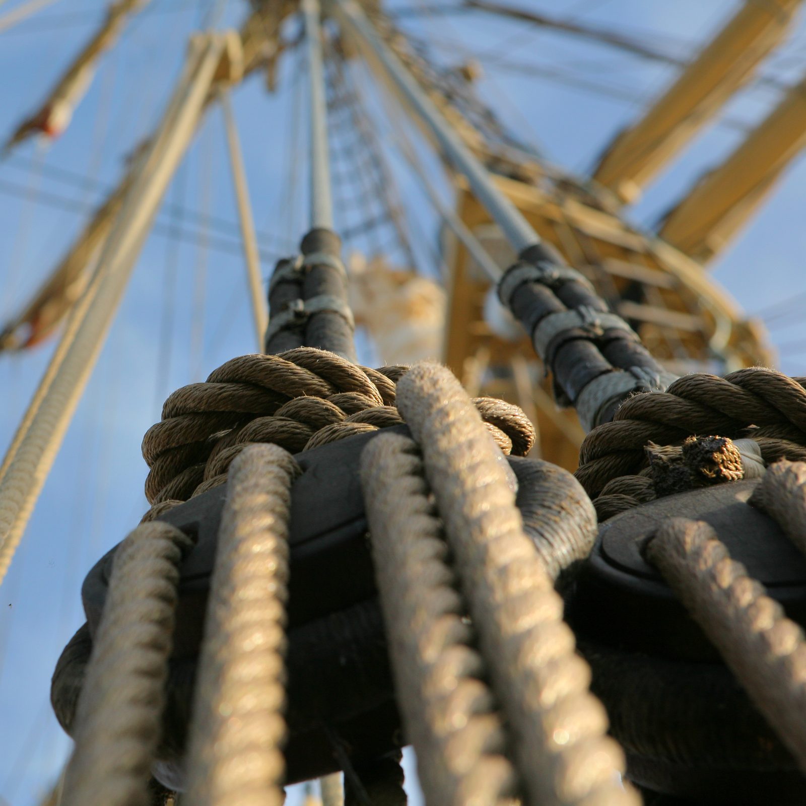 وایر و طناب سیم فولادی (Wire Rope)